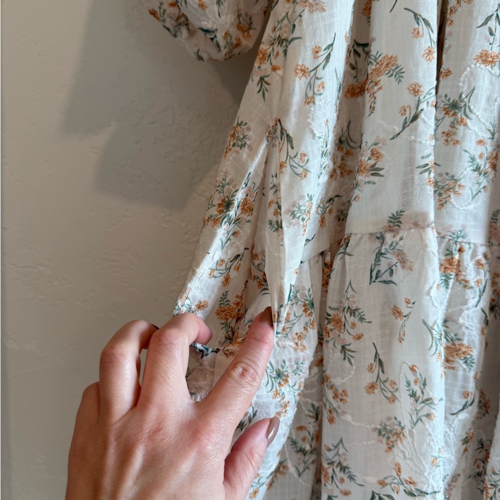 En Saison Floral Mini Button Down Dress with Puff Sleeves Size Medium - Picture 5 of 6